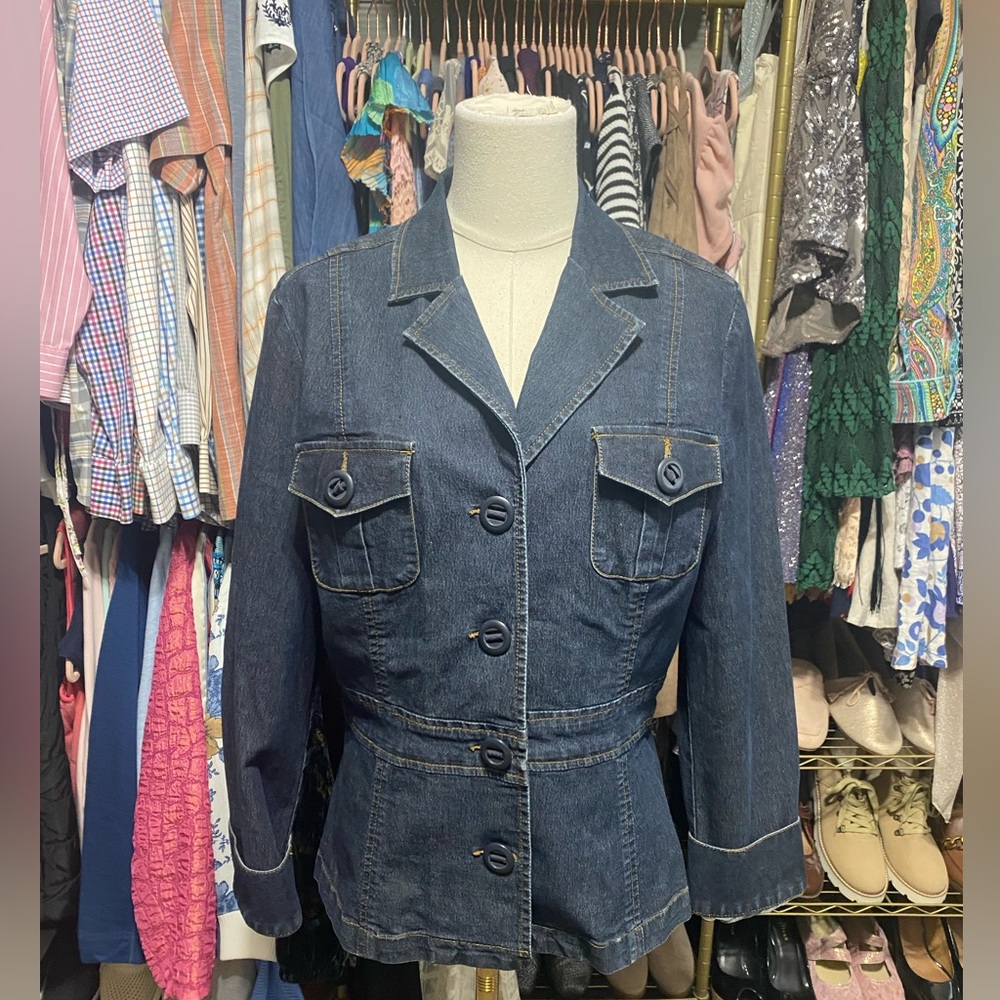 Liz, Claiborne blue Jean jacket women’s size 10.